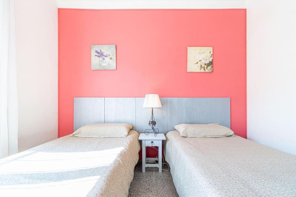 Villa Mb1-House With Big Garden ,Swimming-Pool, & Barbacue In Roses Esterno foto