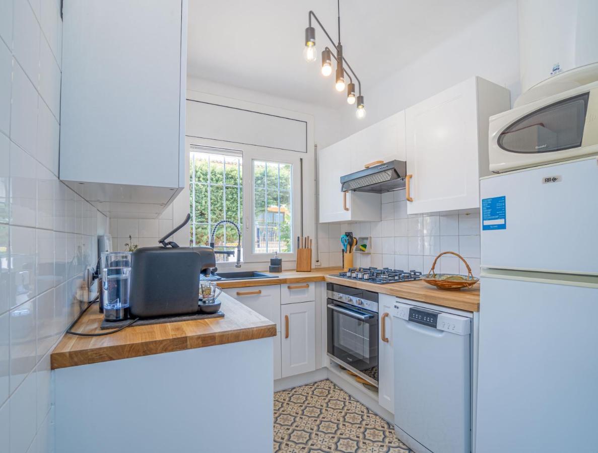 Villa Mb1-House With Big Garden ,Swimming-Pool, & Barbacue In Roses Esterno foto